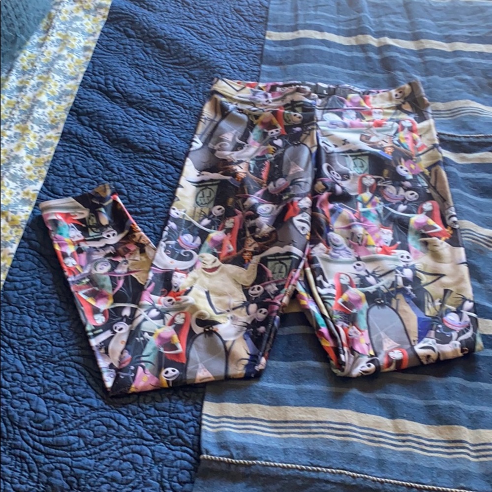 BlackMilk Leggings